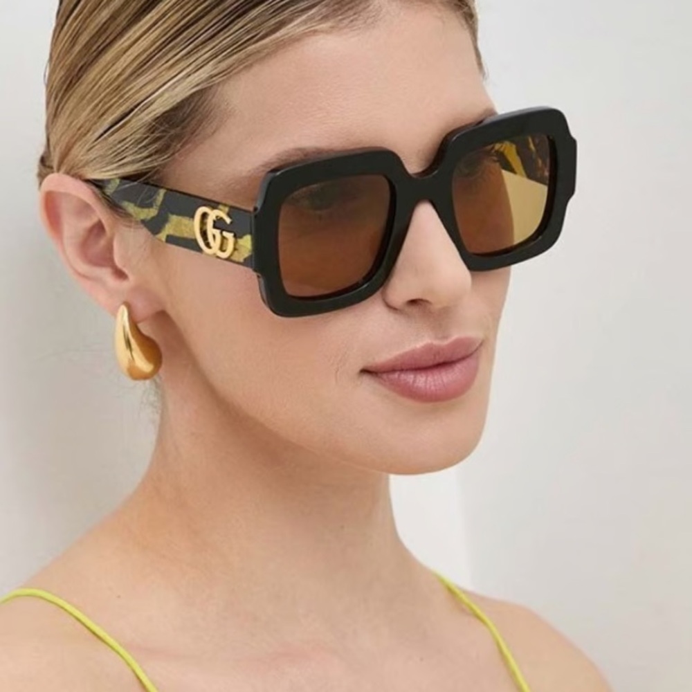 Excluded Gucci Sunglasses, New 395